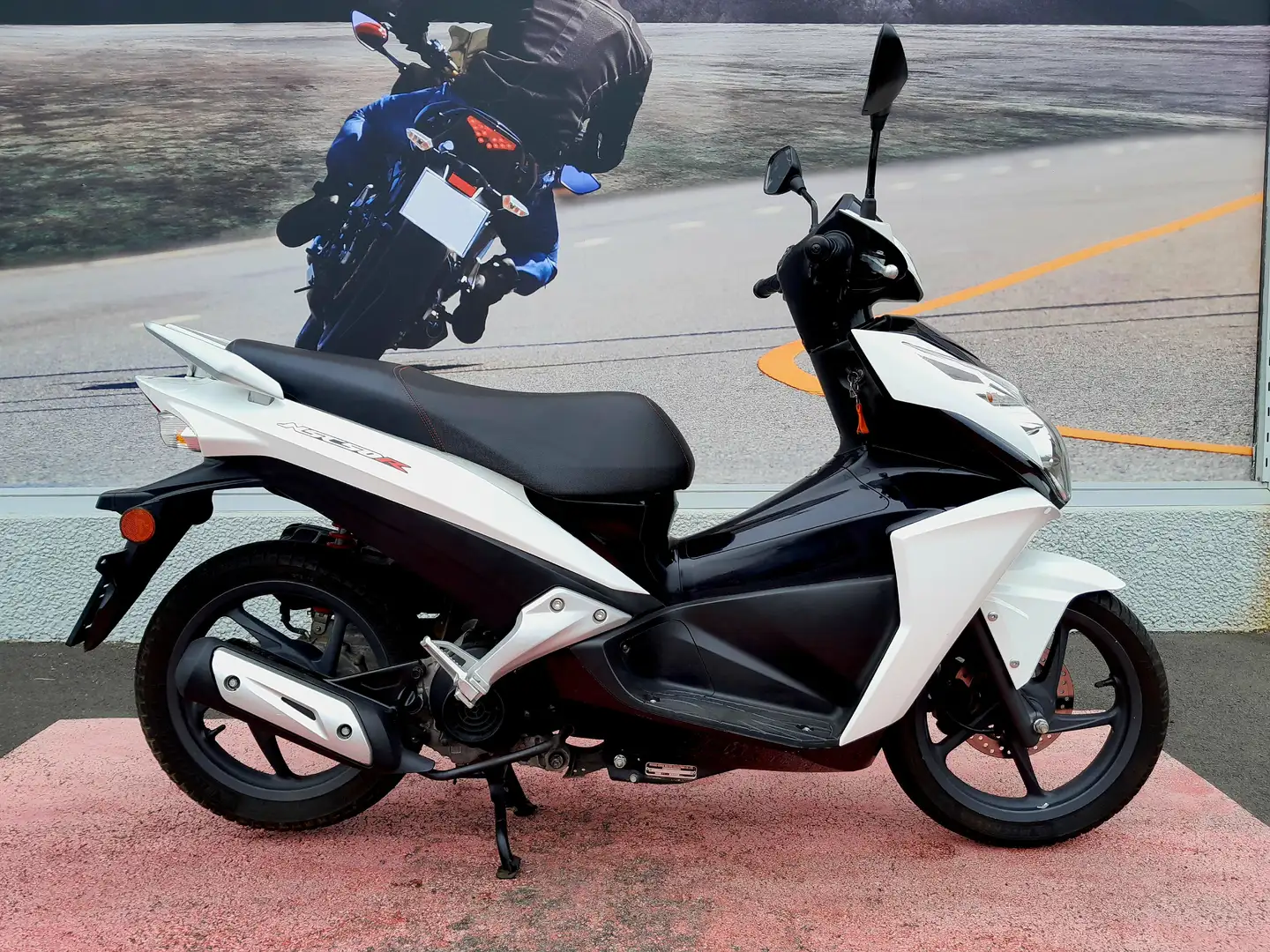 Honda NSC 50 R Wit - 1