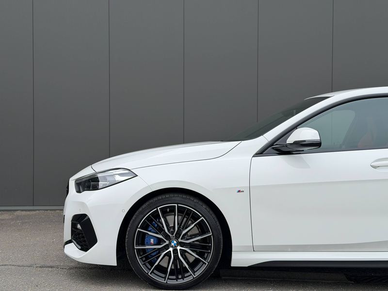 BMW 218 iA Grancoupe 140cv - Pack M- Freins M- Sièges M — photo 9