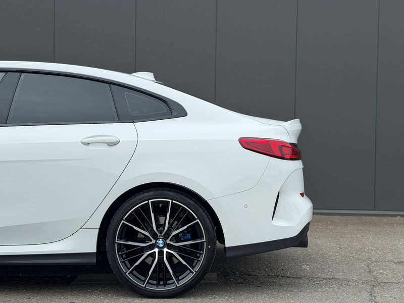 BMW 218 iA Grancoupe 140cv - Pack M- Freins M- Sièges M — photo 10