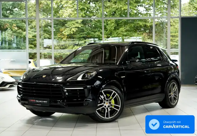 Porsche Cayenne main image