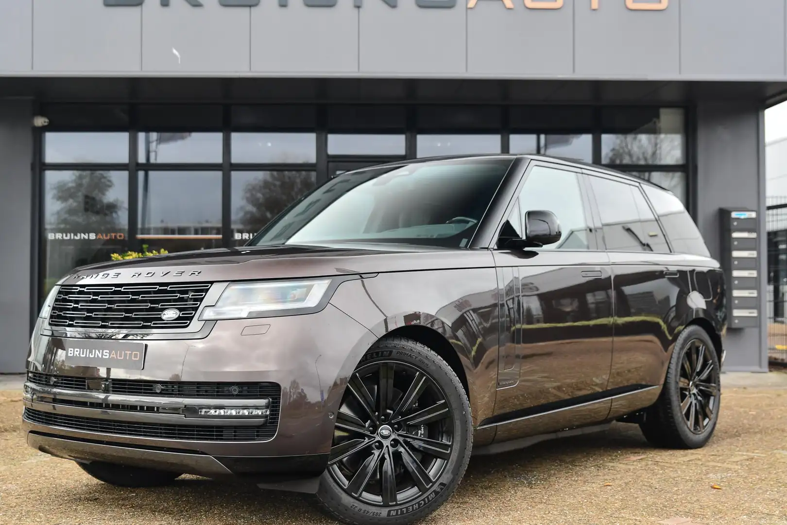 Land Rover Range Rover P550e Autobiography Tourmaline Brown SV Bruin - 1