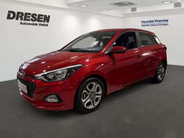 Hyundai i20 1.2 Advantage+CarPlay+DAB+Sitzheizung