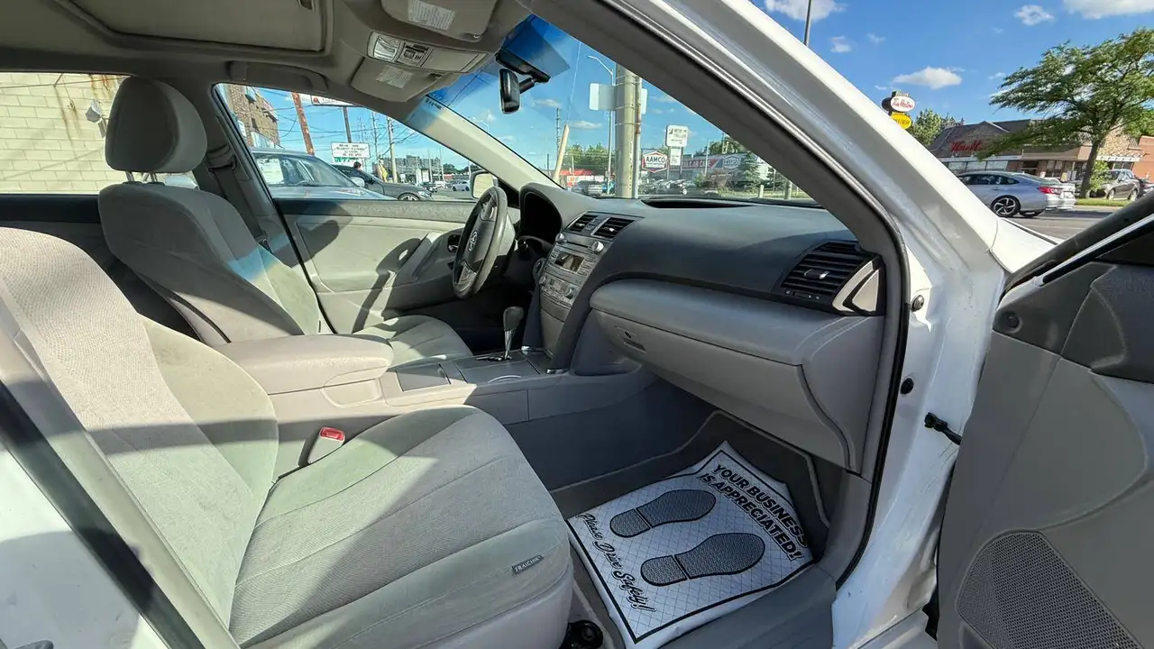 Toyota Camry photo Toyota Camry