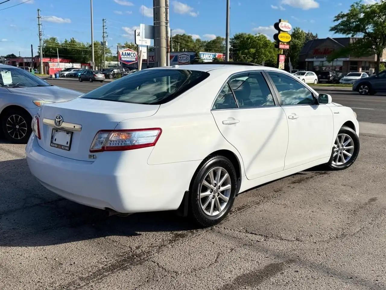 Toyota Camry photo Toyota Camry