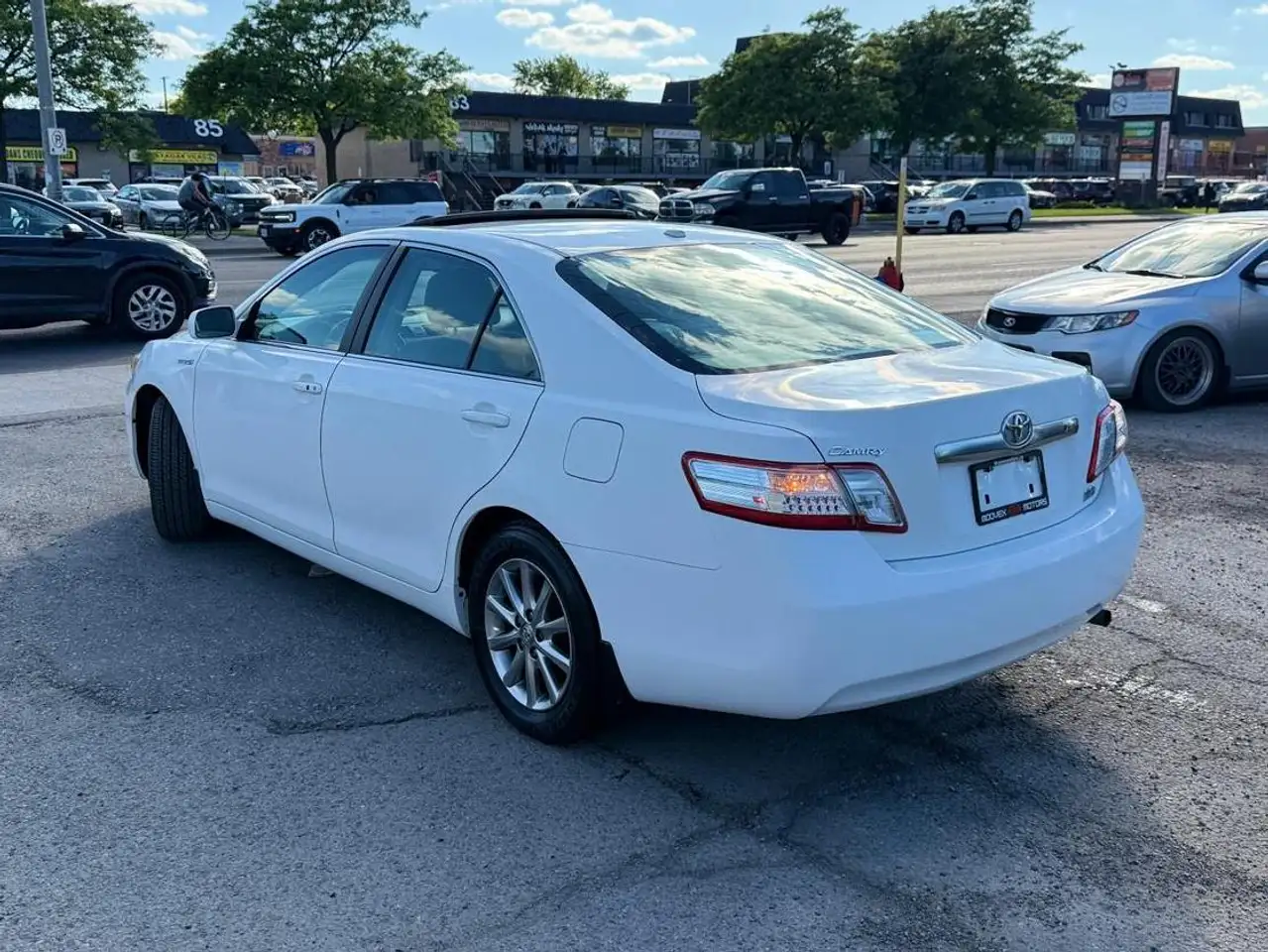 Toyota Camry photo Toyota Camry