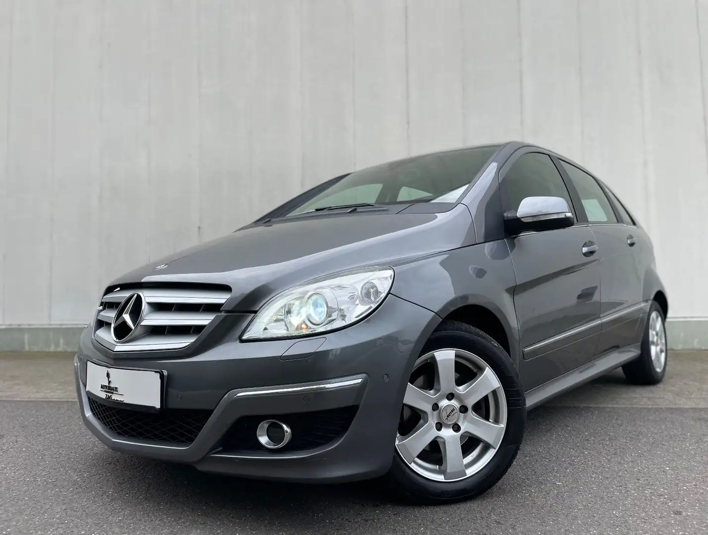 Mercedes-Benz B 200 Automatik*Bi-XENON*PDC*AHK* Gris - 1