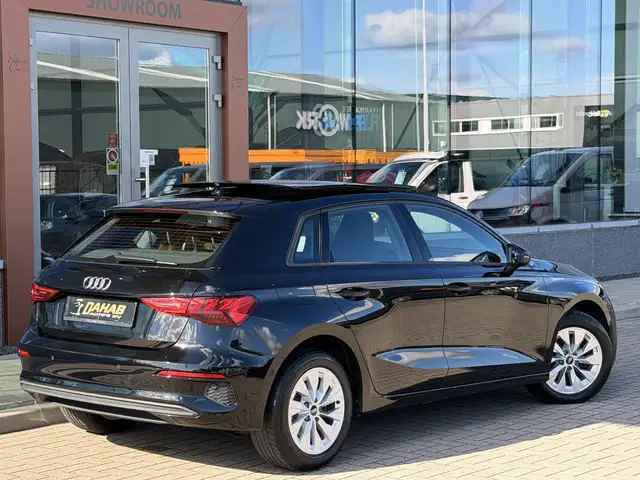 Audi A3 view 14