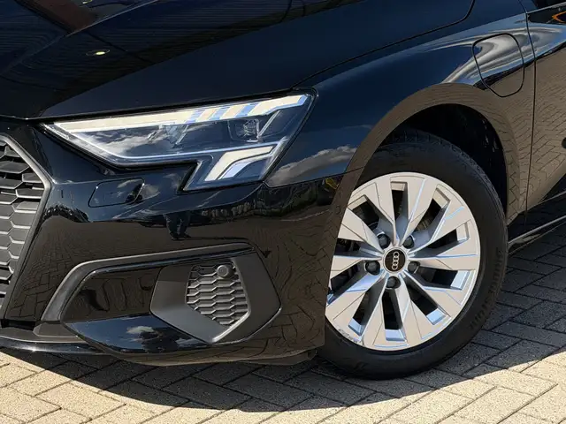 Audi A3 view 6