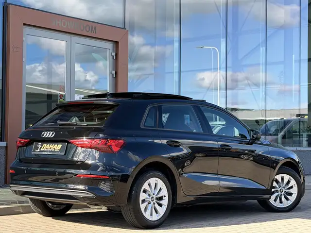 Audi A3 view 12