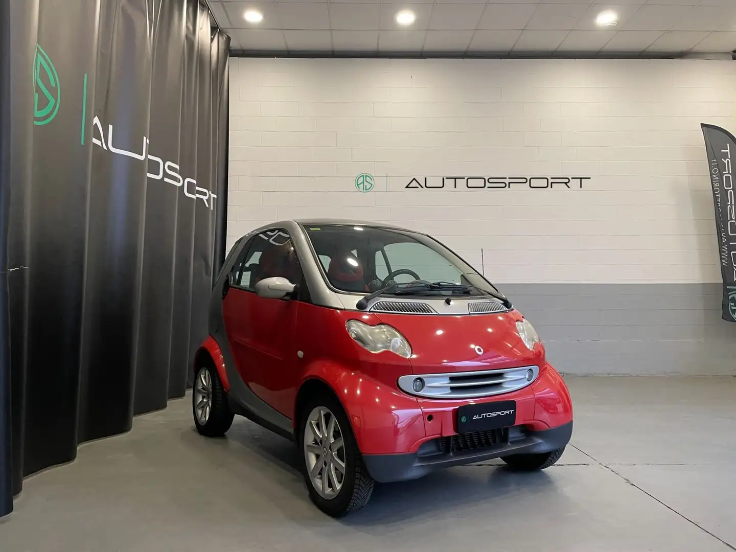 smart forTwo fortwo 700 coupé passion (45 kW) Rosso - 1