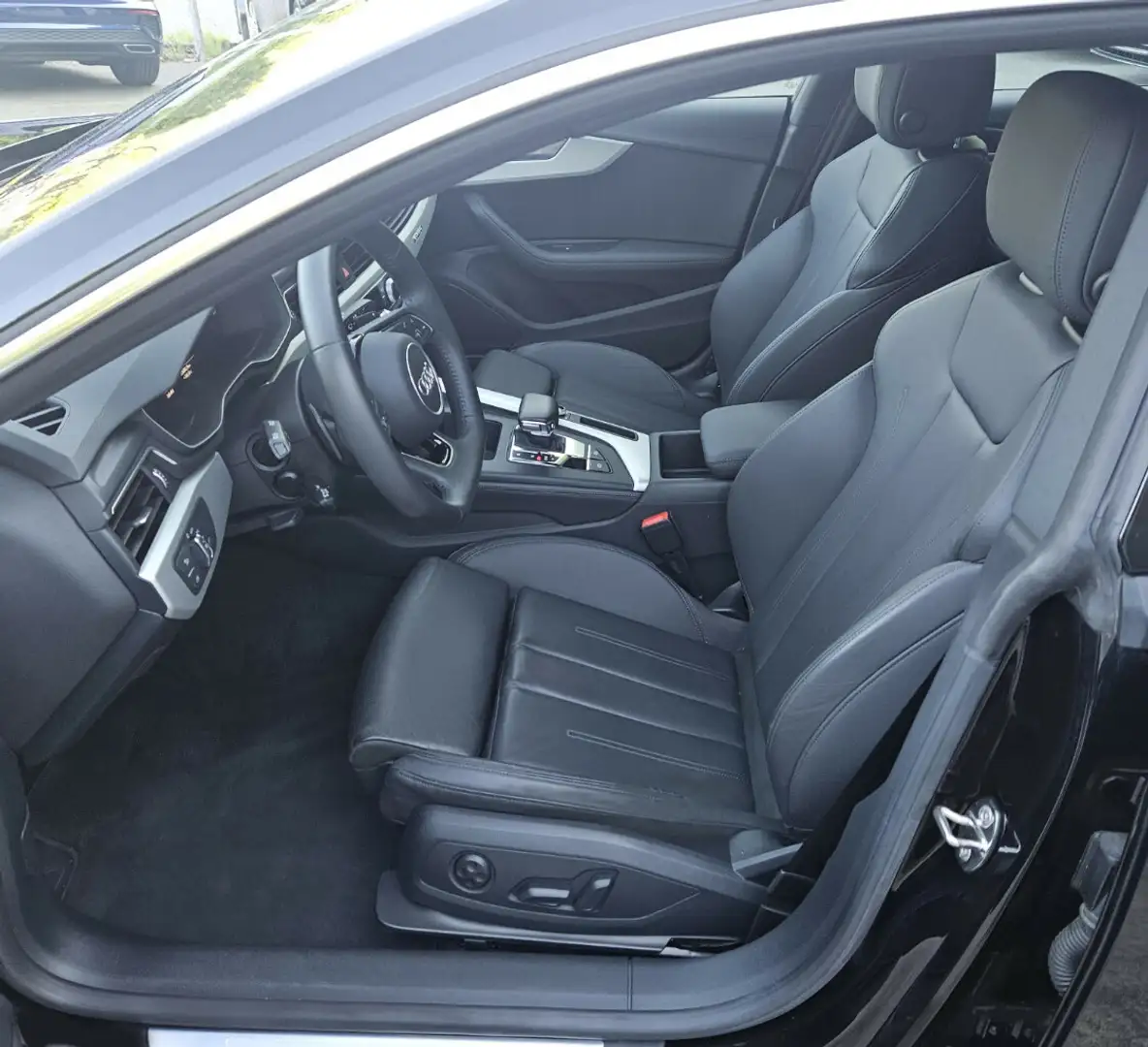 Audi A5 Sportback LED,Vollled.4xSHZ,Mem.Std.Hzg.AHK Schwarz - 2