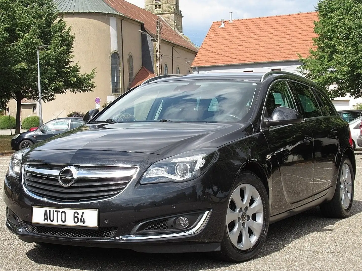 Opel Insignia Sports Tourer 1.6 CDTI 136CV BV6 109000km Noir - 1