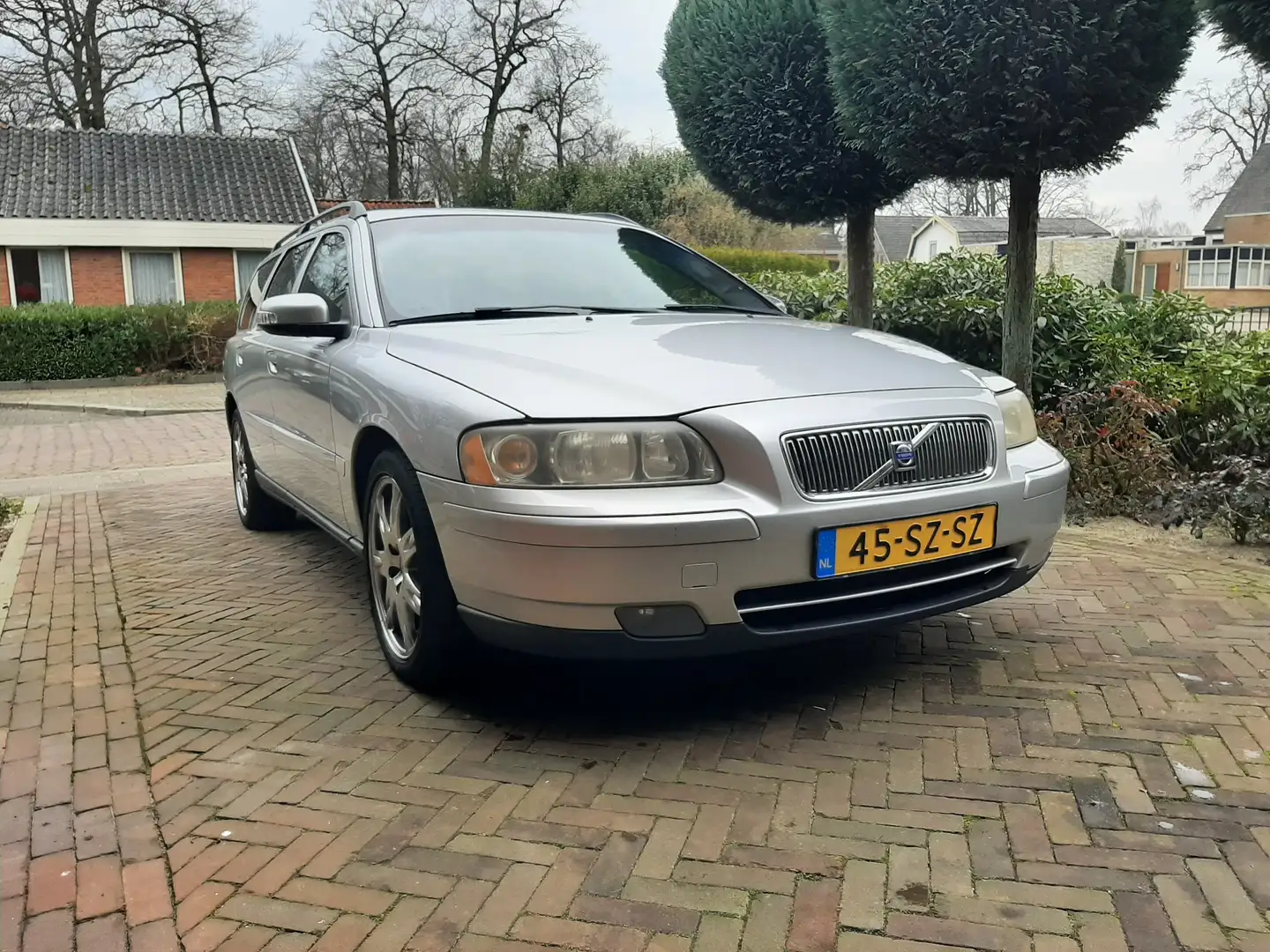 Volvo V70 V70 2.4D Edition I Argent - 1