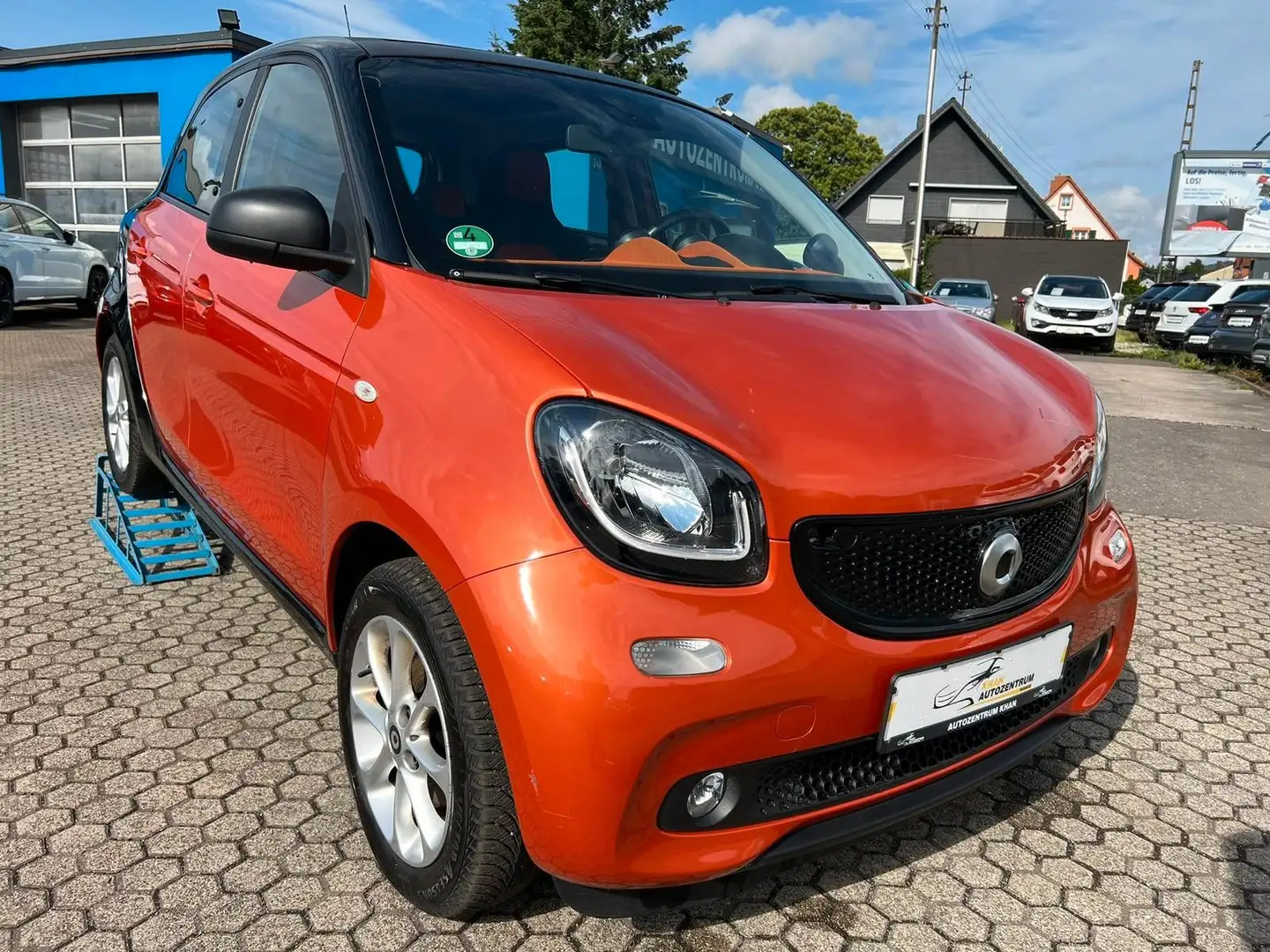 smart forFour forfour Basis NAVI/KAMERA/SHZ/FALTDACH Orange - 1