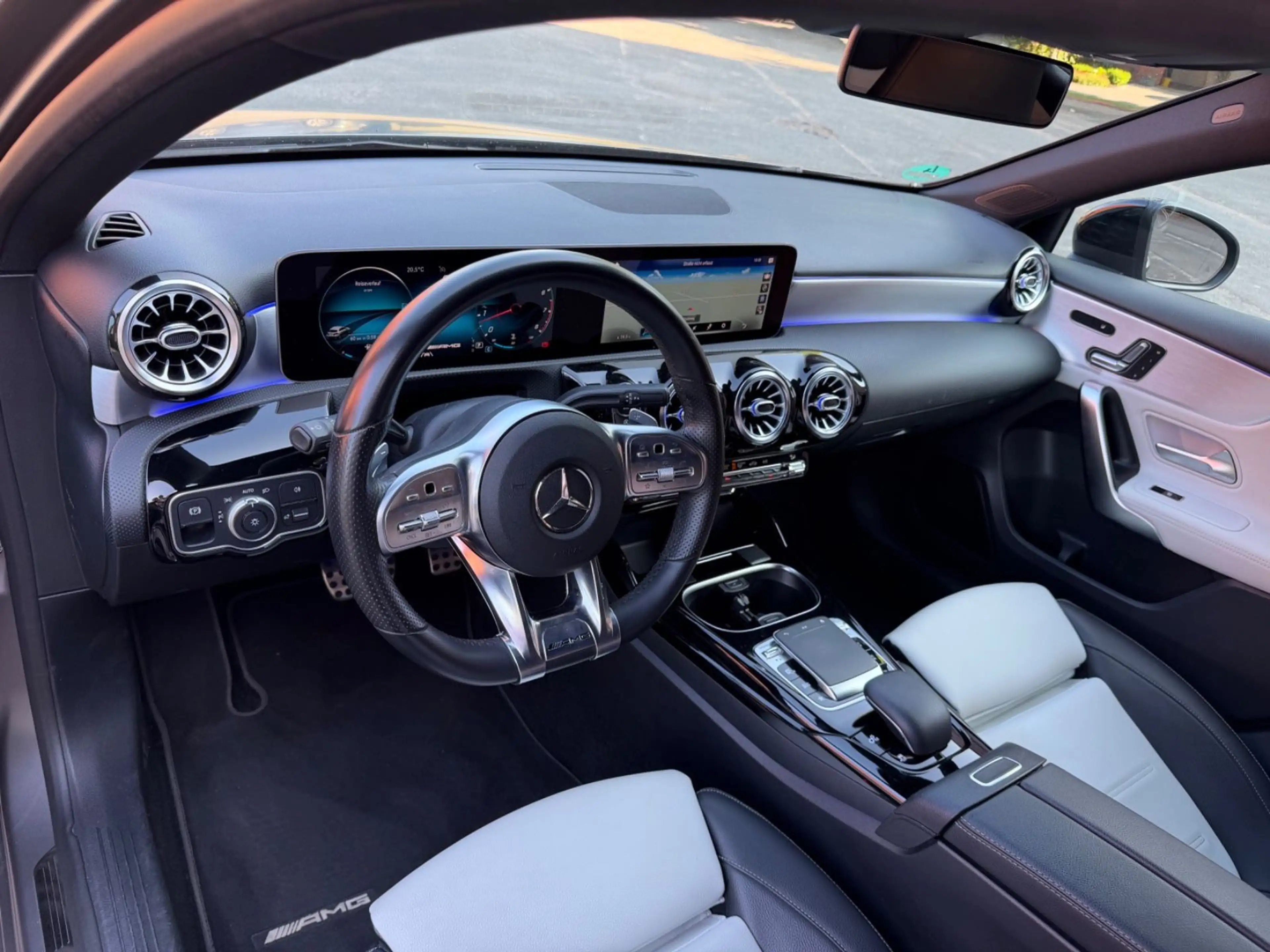 Mercedes-Benz A 35 AMG 4Matic *Deutsch* *Designo Magno* — photo 6