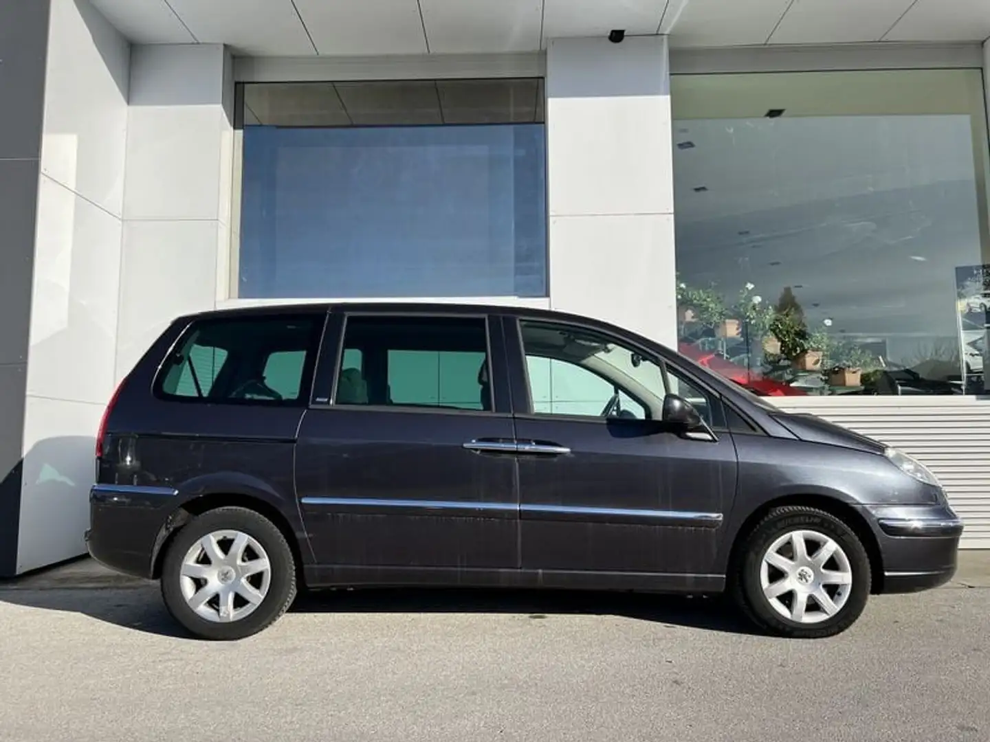 Peugeot 807 2.2 HDi 170CV FAP aut. SV Šedá - 2