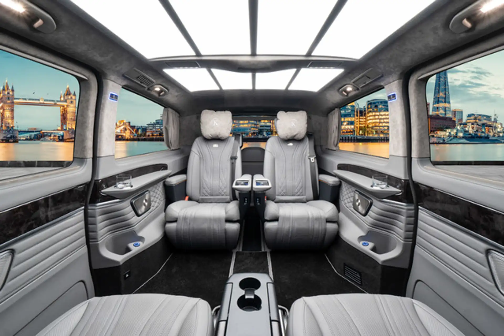 벤츠 V300 V-Klasse KLASSEN 2026 VIP Business Van 2026 검정 사진 5