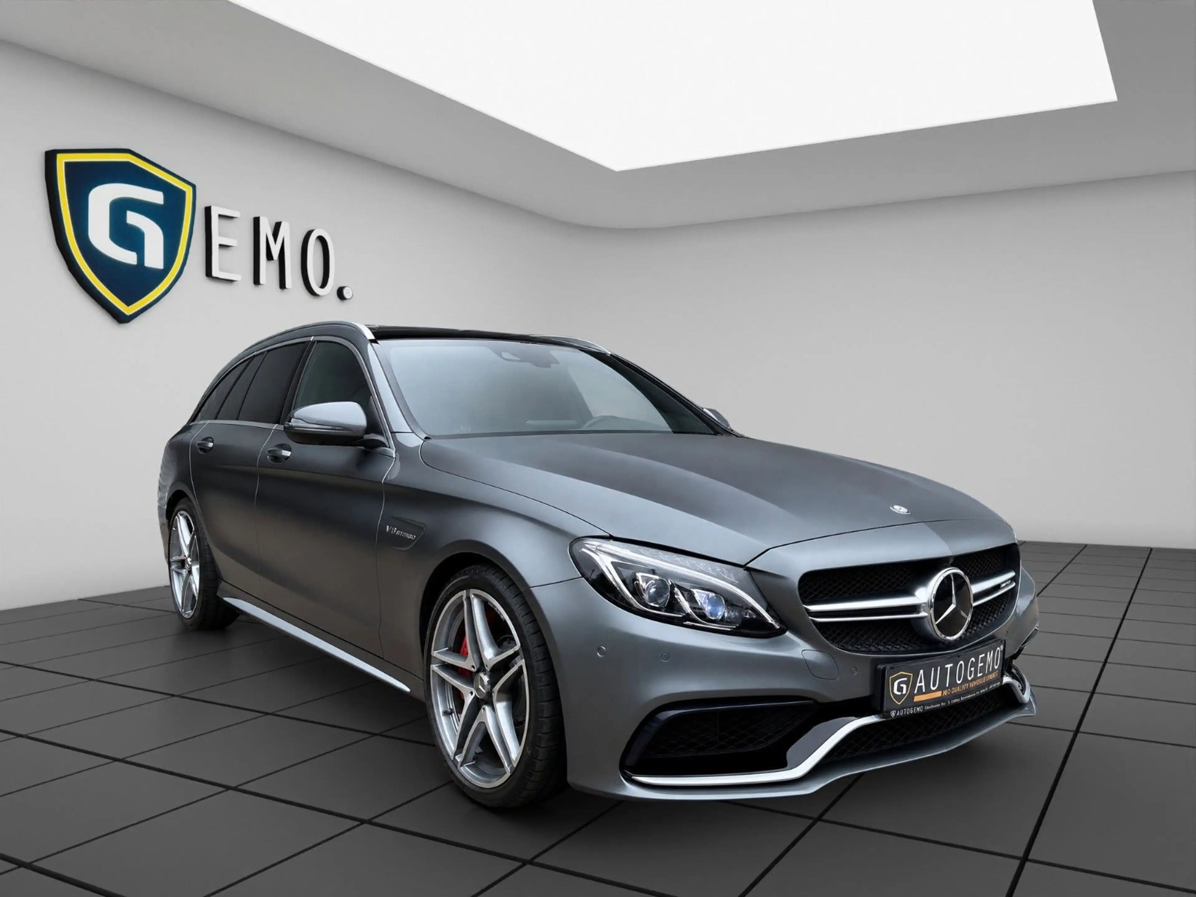 Mercedes-Benz C 63 AMG C 63 S T AMG PANO HUD NAVI ACC 360° BURMESTER — photo 3