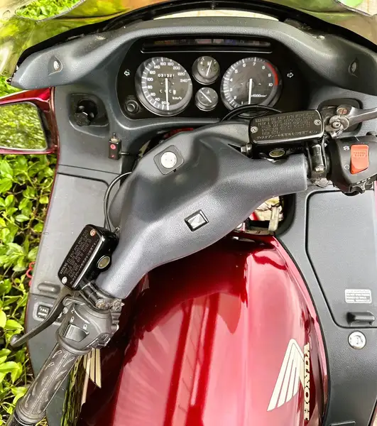 Honda Pan European - foto 6