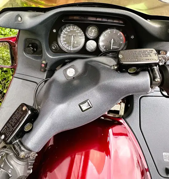 Honda Pan European - foto 7