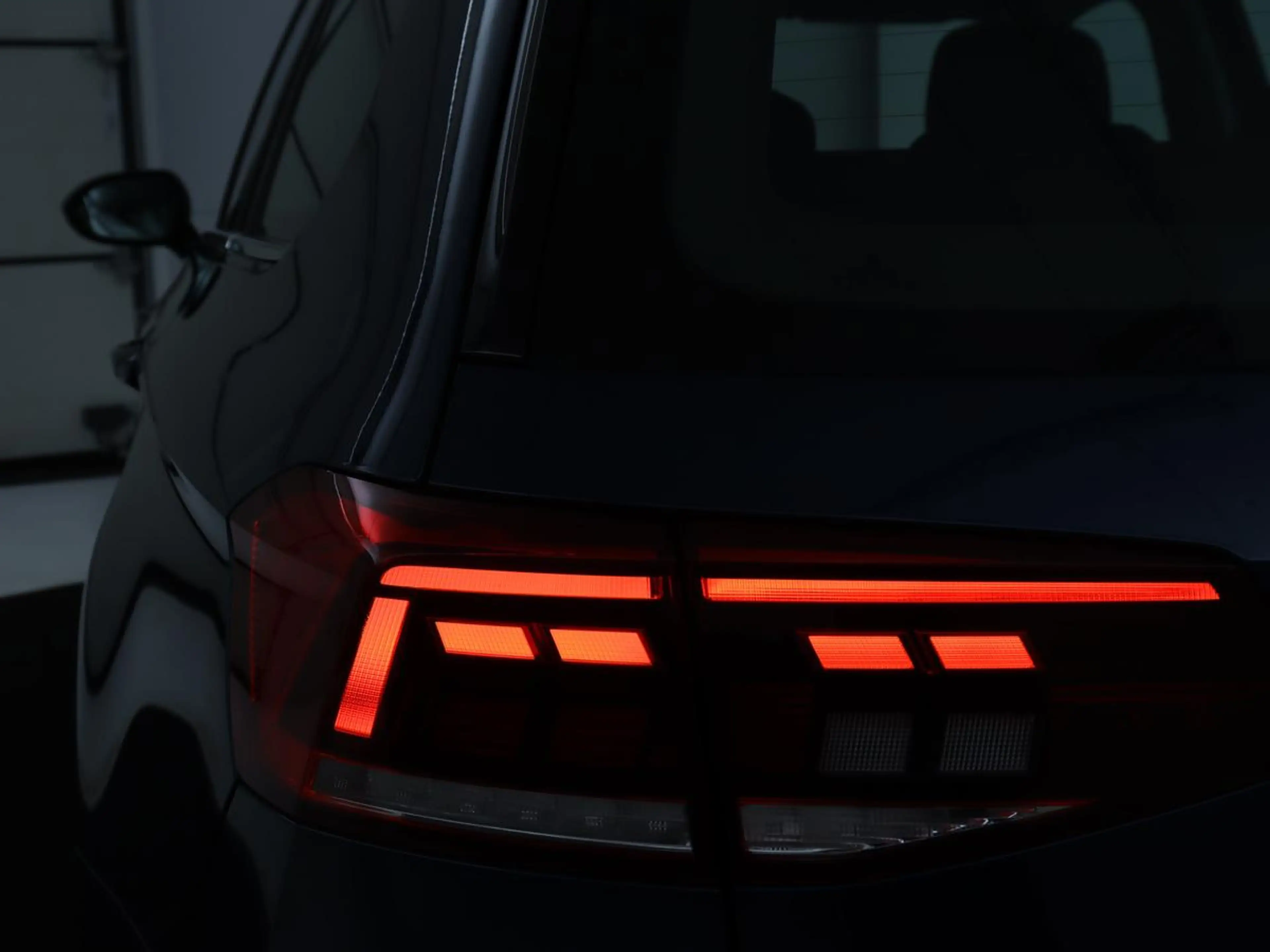 Volkswagen Passat Variant 1.4 TSI PHEV GTE Business | SOH 92,8% | Massage | — photo 35