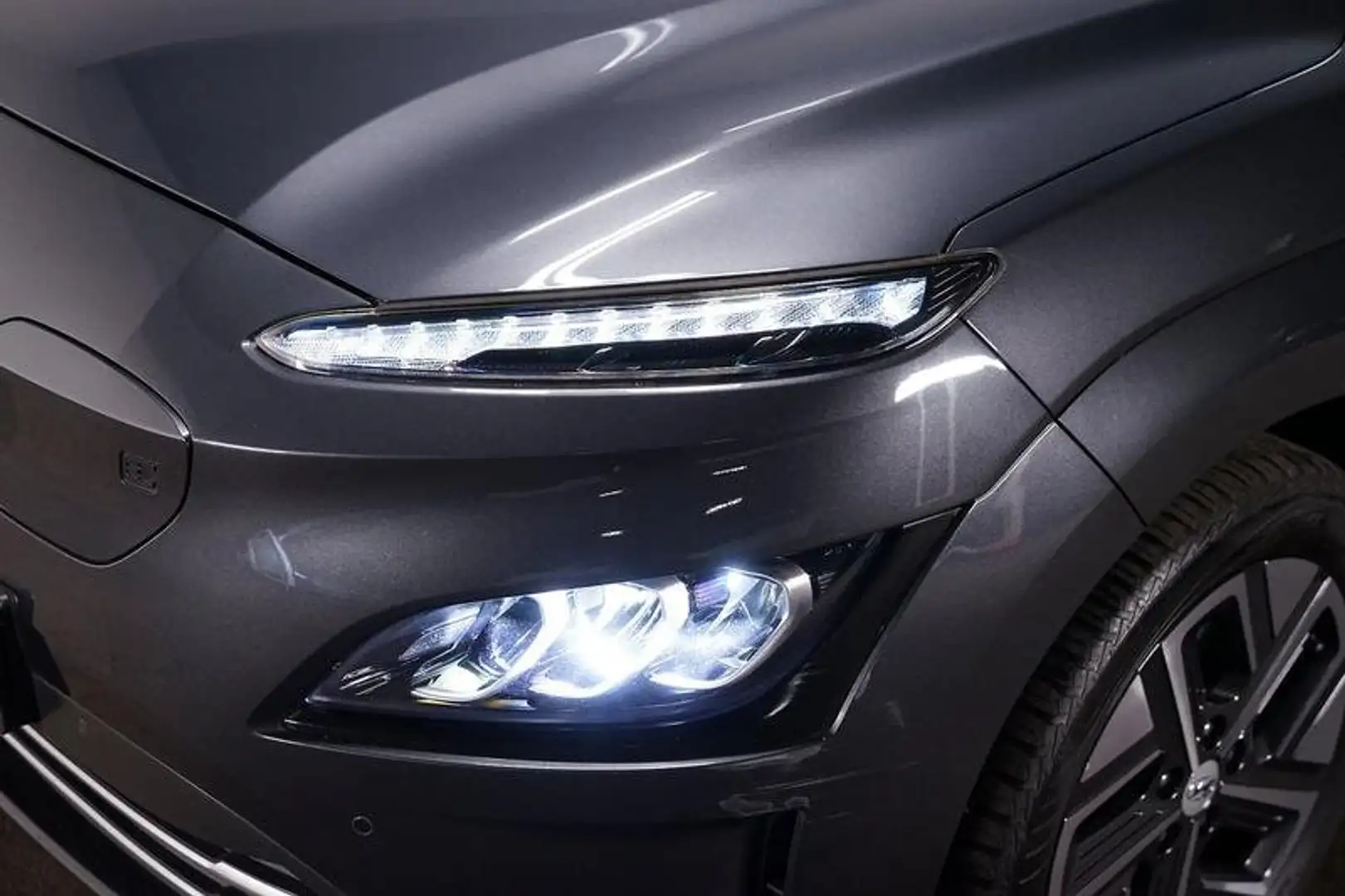 Hyundai KONA Elektro Trend Kamera/ACC/AUT/KeyLess/LED/Navi/RFK/ - 2