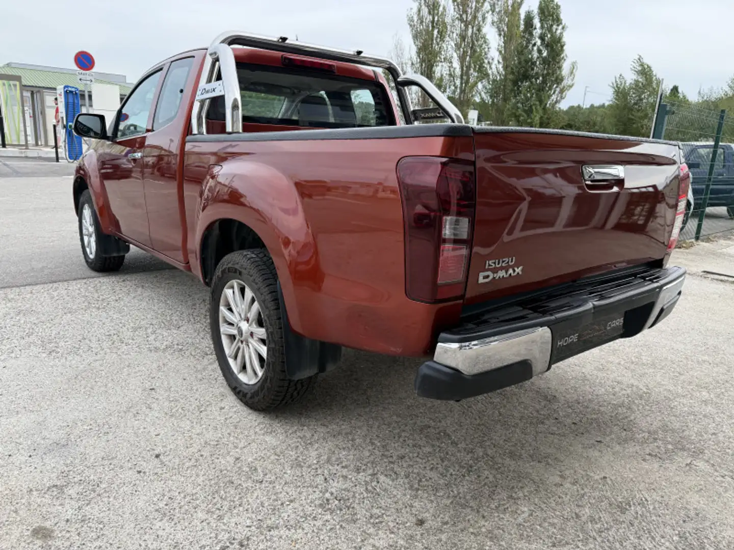 Isuzu D-Max 1.9 DDI 164CH SPACE PLANET A/C 4X4 Rojo - 2