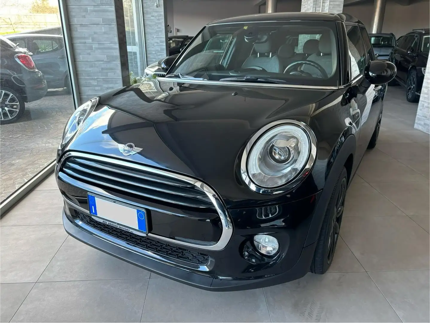 MINI Cooper 5 PORTE-XENO-NAVI-136 CV Negro - 1