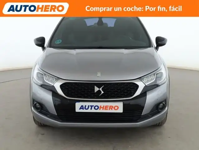DS Automobiles DS 4 view 9