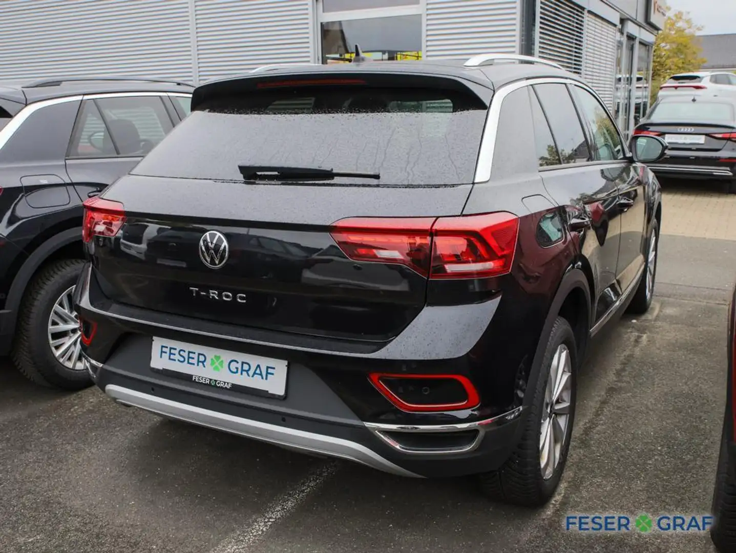 Volkswagen T-Roc Style 1.5 TSI DSG Navi AHK LED DigiCockpit Schwarz - 2