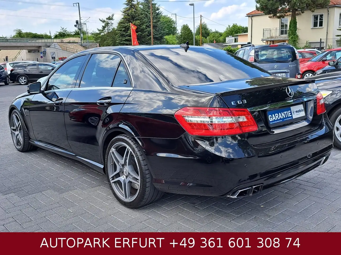 Mercedes-Benz E 63 AMG *Leder*Xenon*Carbon*Massage*1.Hand Schwarz - 2