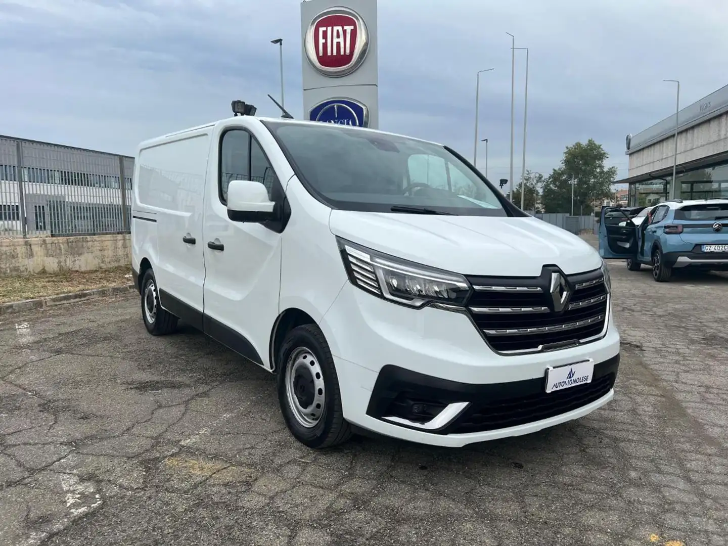Renault Trafic T27 2.0 dCi 150CV Energy Advance-FULL OPT Bianco - 1