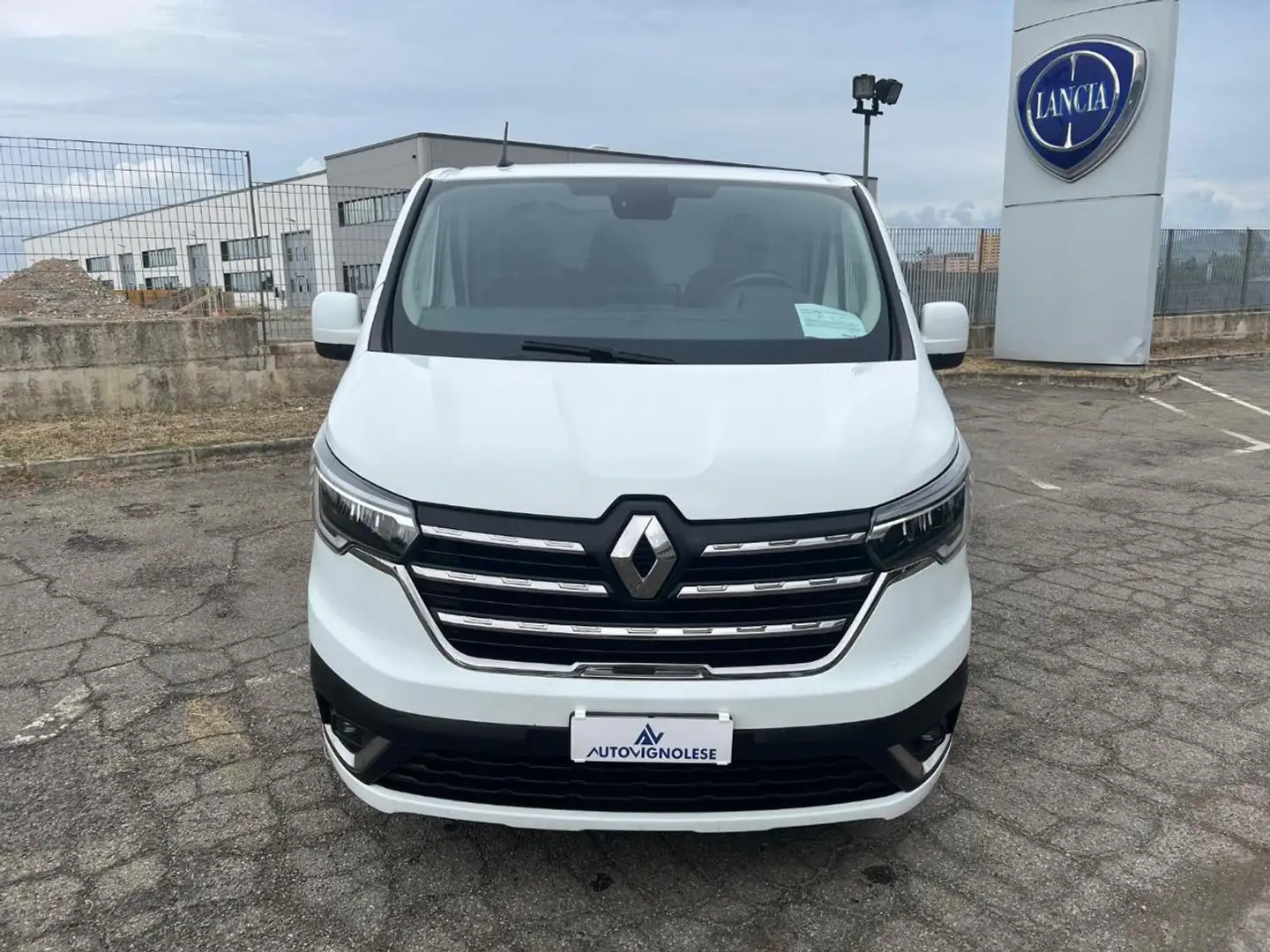 Renault Trafic T27 2.0 dCi 150CV Energy Advance-FULL OPT Bianco - 2