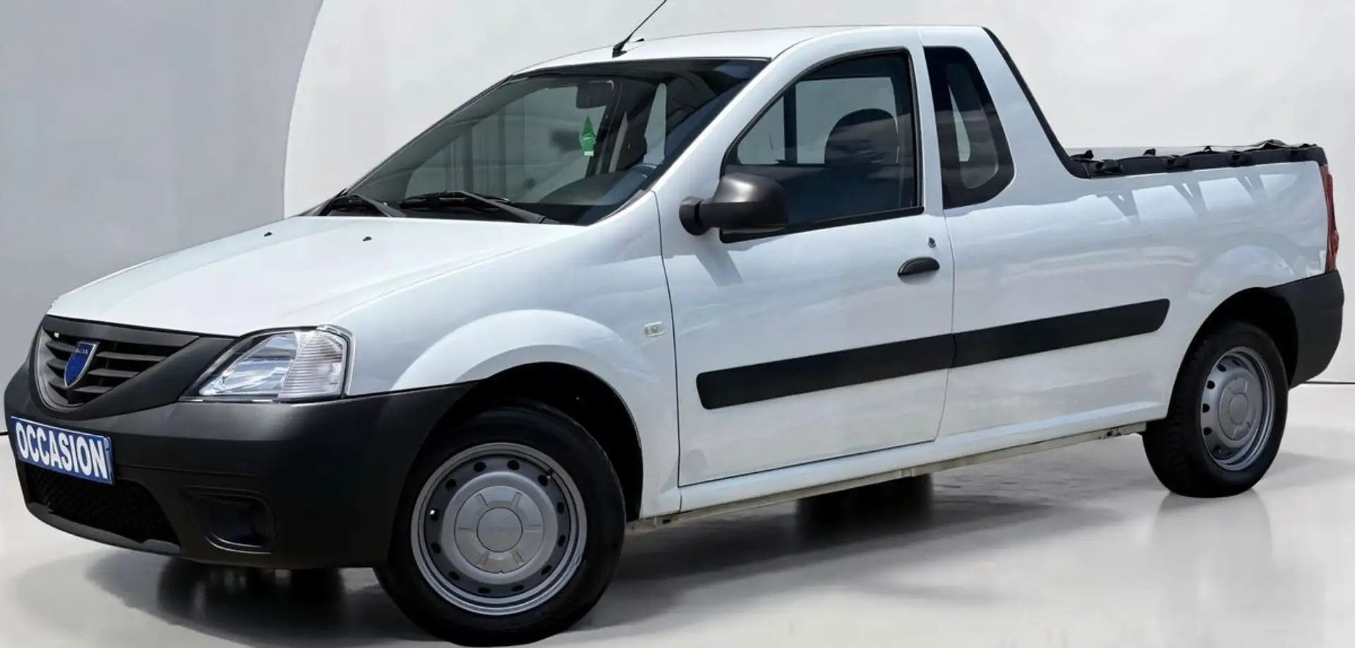 Dacia Logan PICK UP 1.5 dCi 68ch 2 Places, Confort %2B 90 000K Blanc - 1