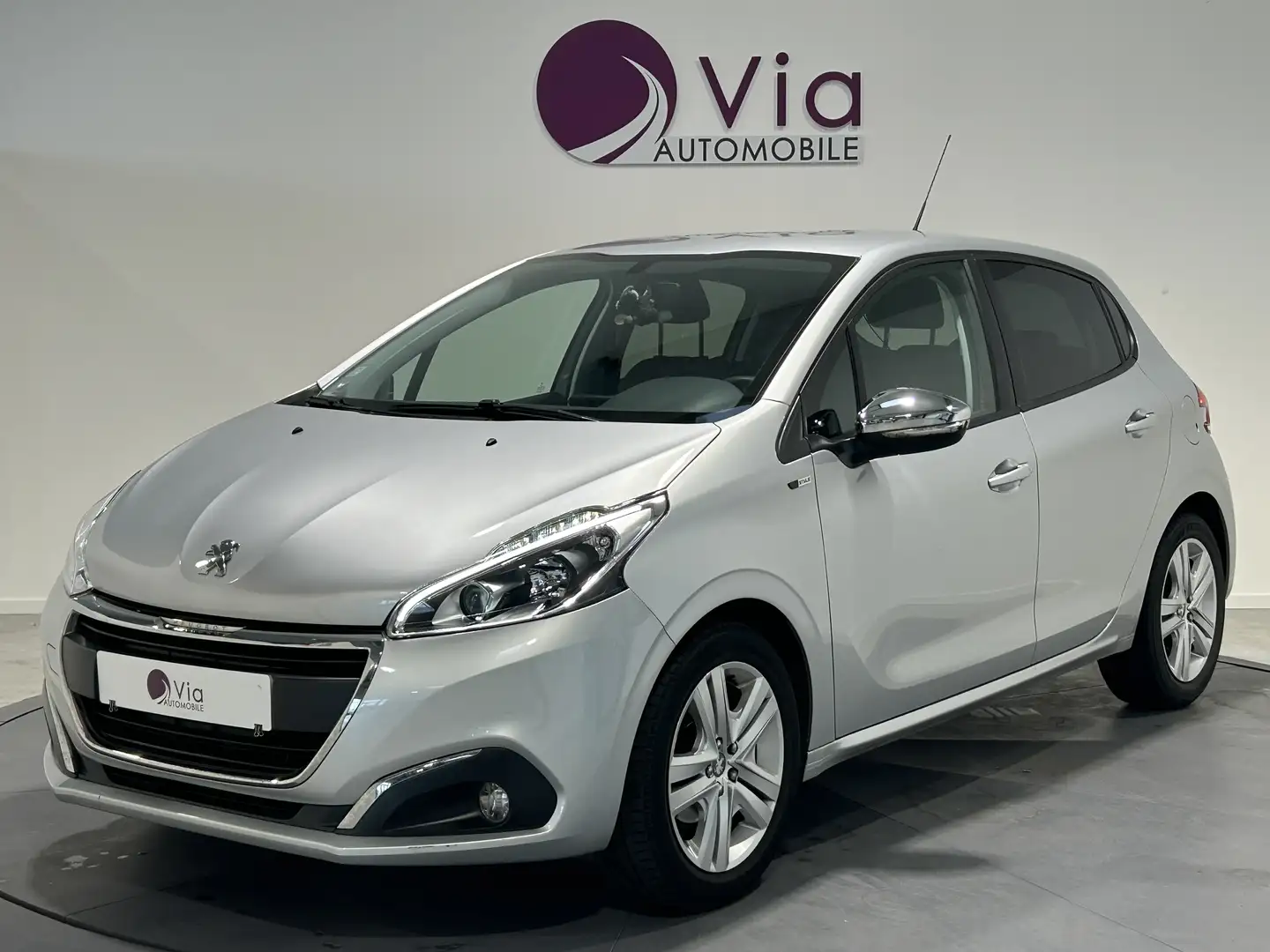 Peugeot 208 PureTech 82ch BVM5 Style - 1ere main, entretien co Gris - 1