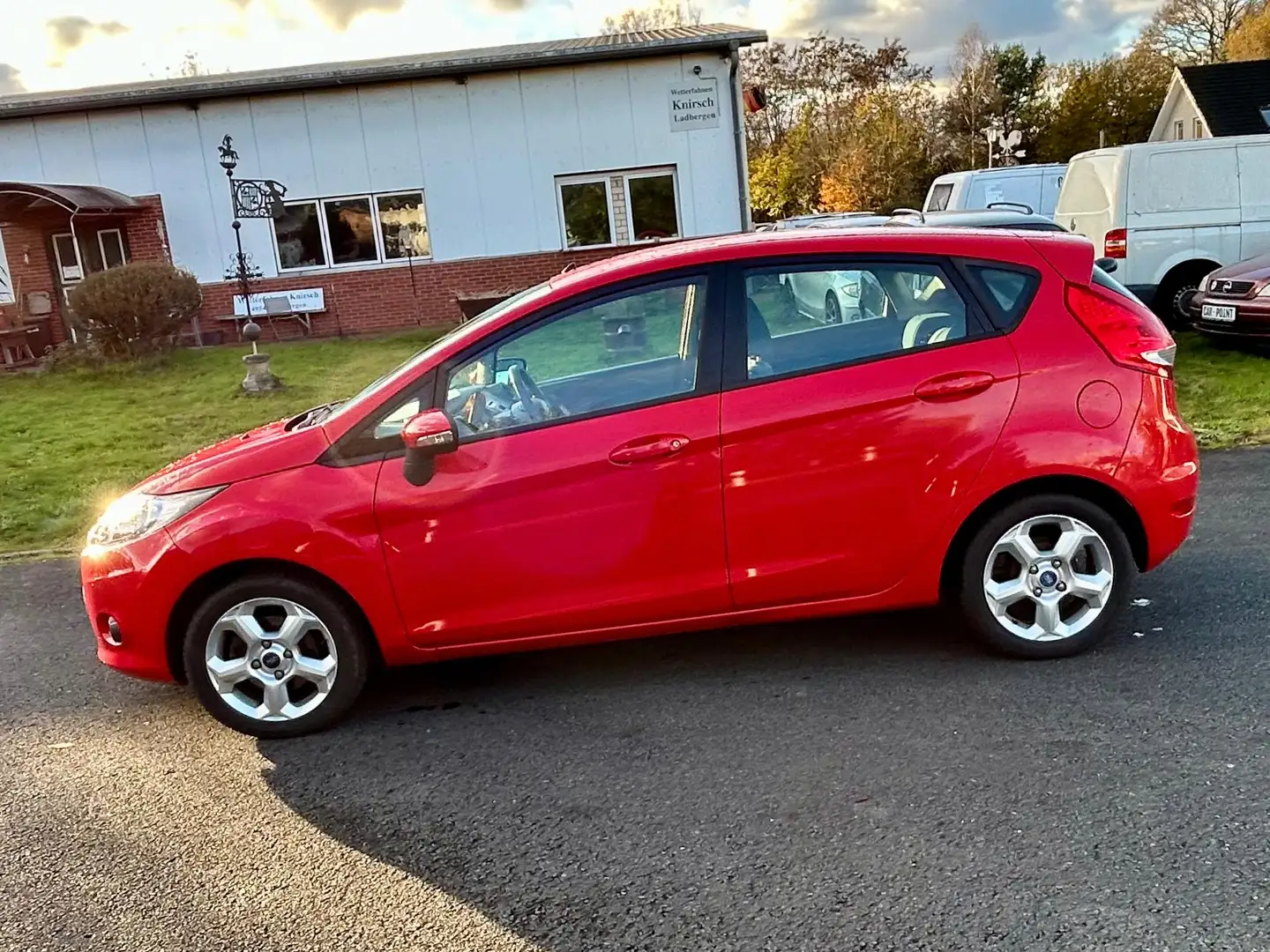 Ford Fiesta Fiesta  5-Türer 1.25 107.000 KM 2. HAND Rouge - 2