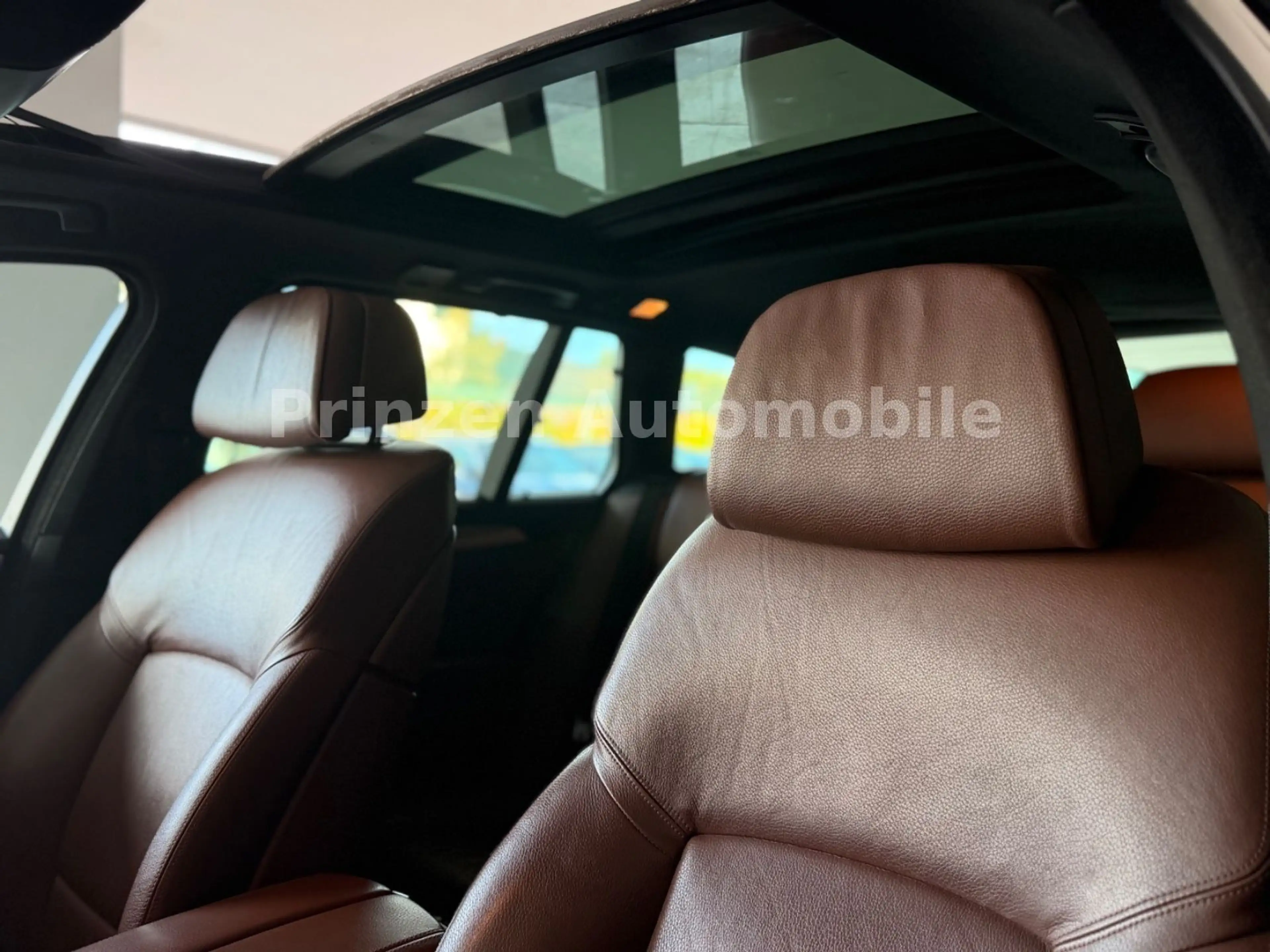 BMW 530 d M TECHNIK*PANO*LEDER*HEAD UP*360°SOUND — photo 7