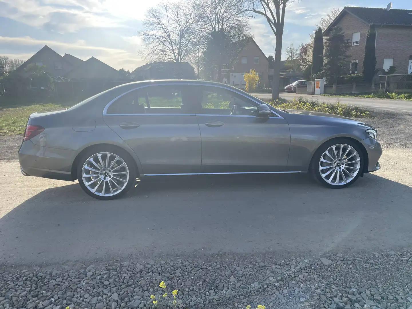 Mercedes-Benz E 350 E350D 9G Tronic Avantg 360 Kam vorne hinten Widesc - 2