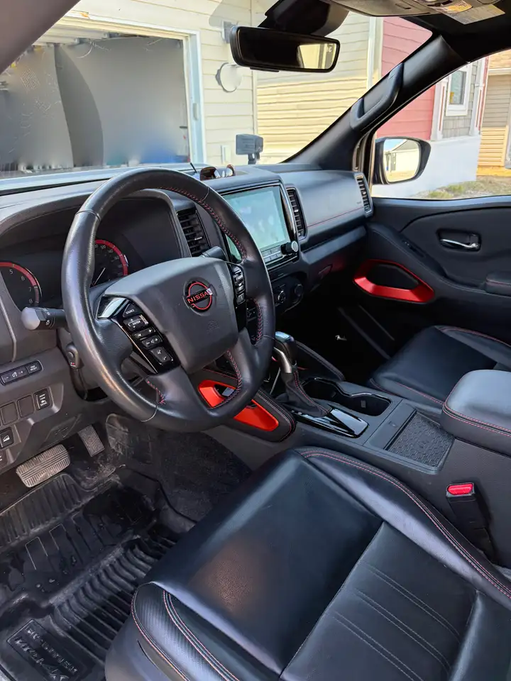 Nissan Frontier снимка Nissan Frontier