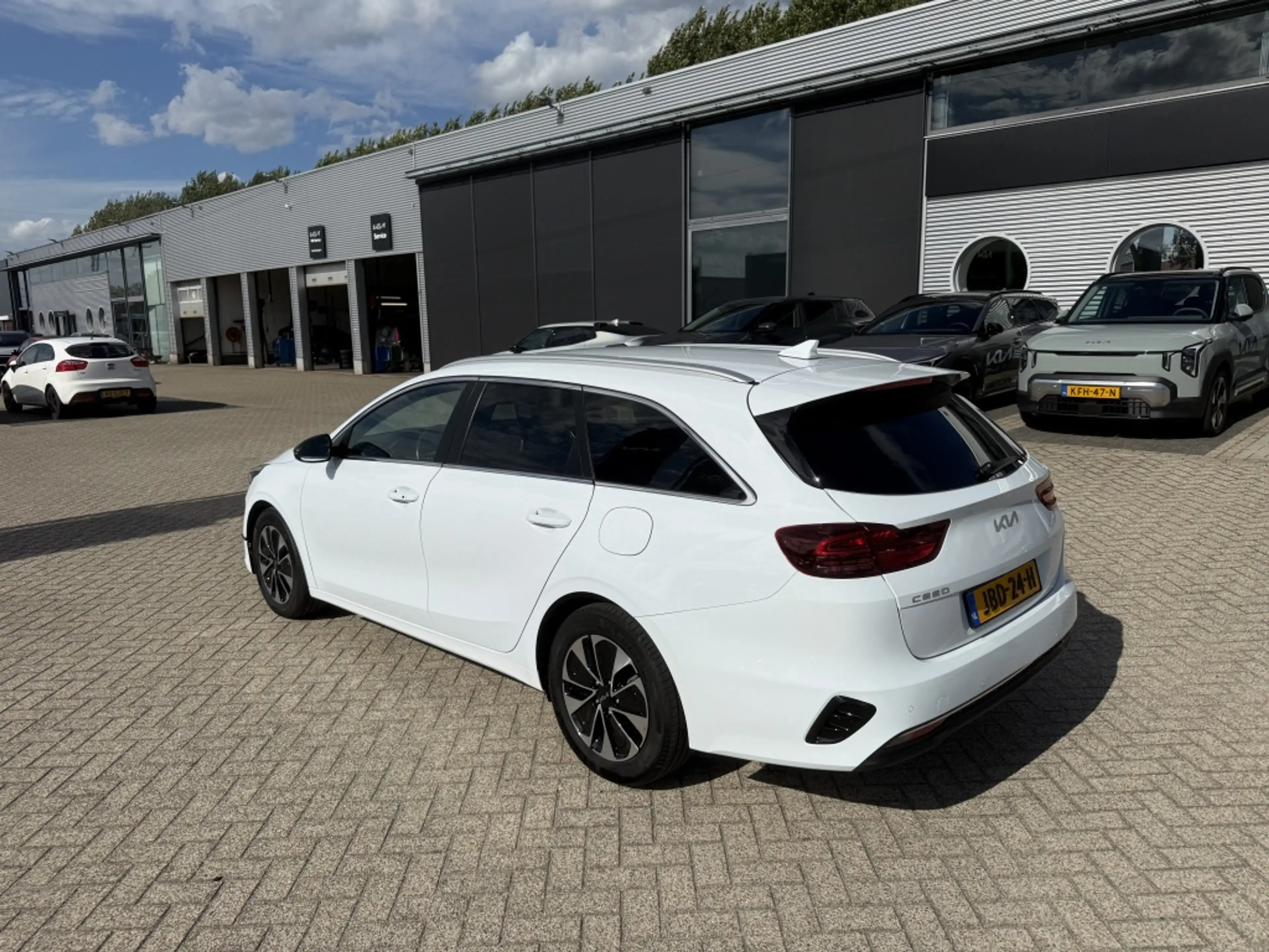 Kia Ceed SW / cee'd SW Sportswagon 1.0 T-GDi MHEV DCT7 AUTOMAAT Design Ed — photo 4