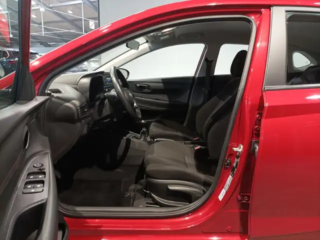 Hyundai I20 view 8