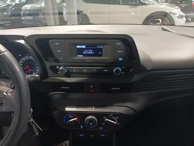 Hyundai I20 view 12