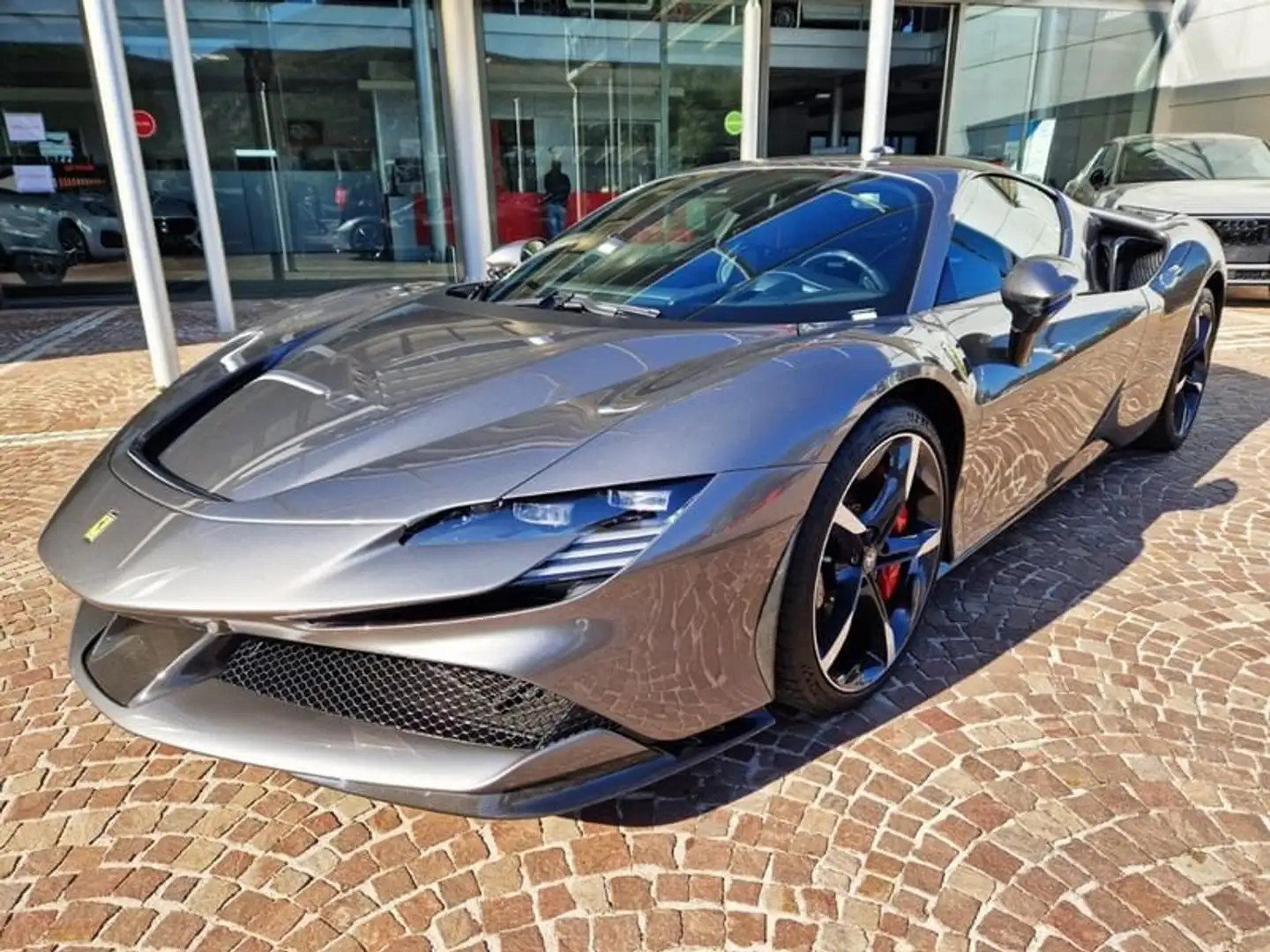 Ferrari SF90 Stradale ASSETTO FIORANO Сірий - 2