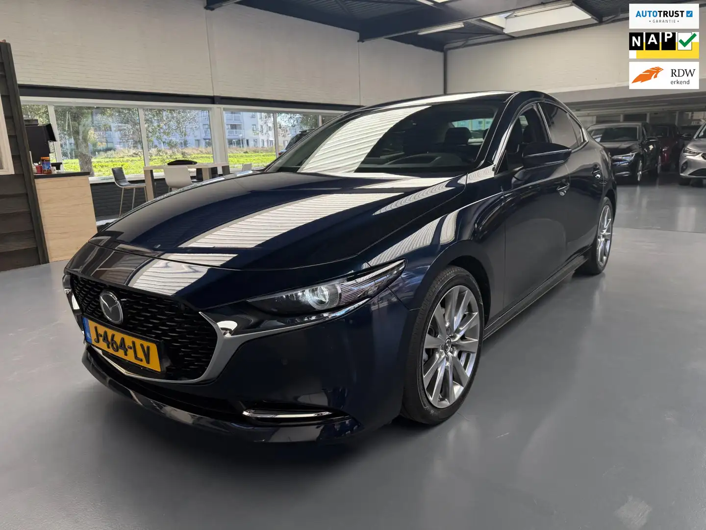 Mazda 3 2.0 e-SkyActiv-X M Hybrid 180 Luxury |Head-Up|NAP| Blauw - 1