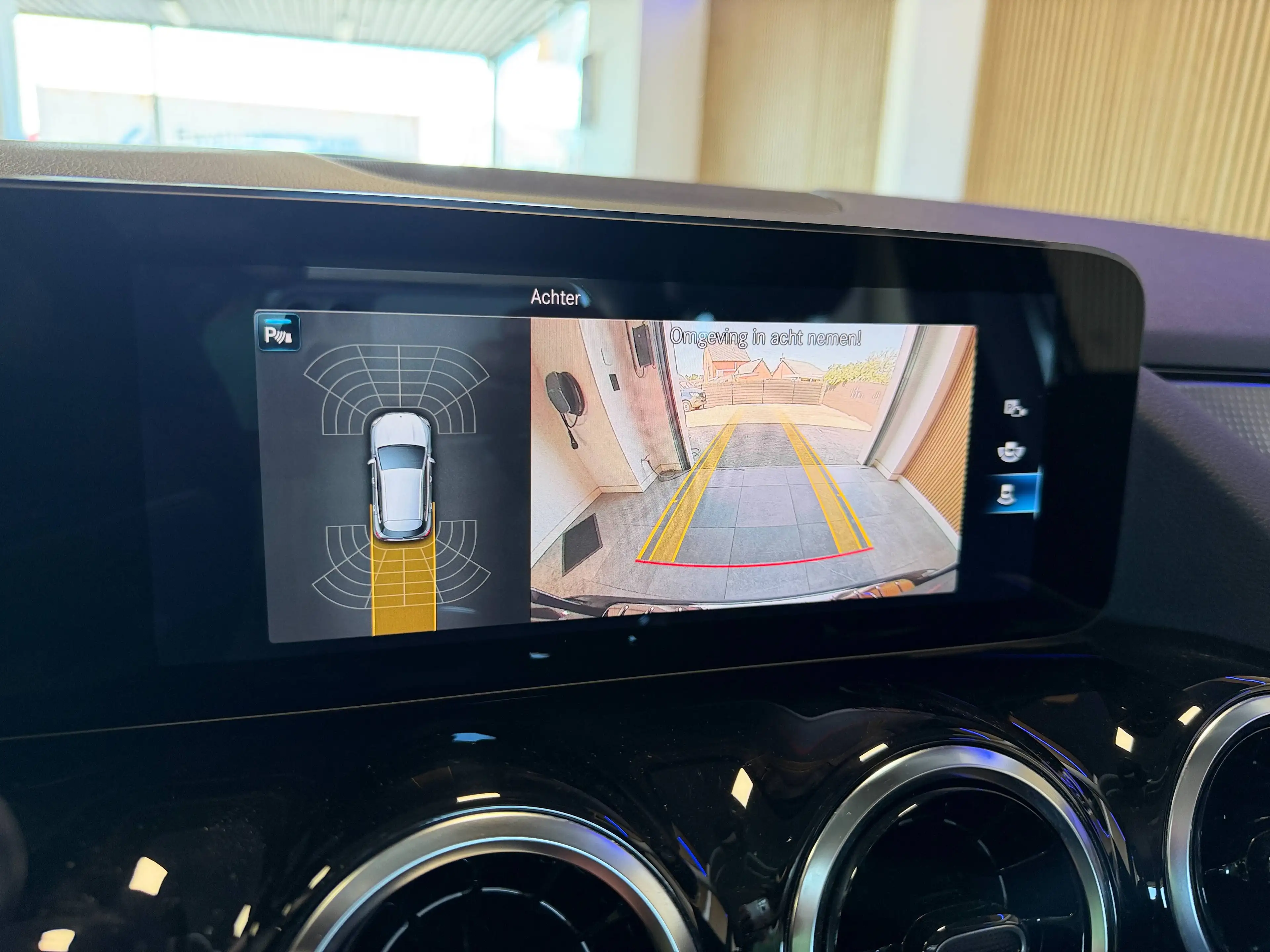 Mercedes-Benz GLA 200 GLA 200 Business Solution — photo 11