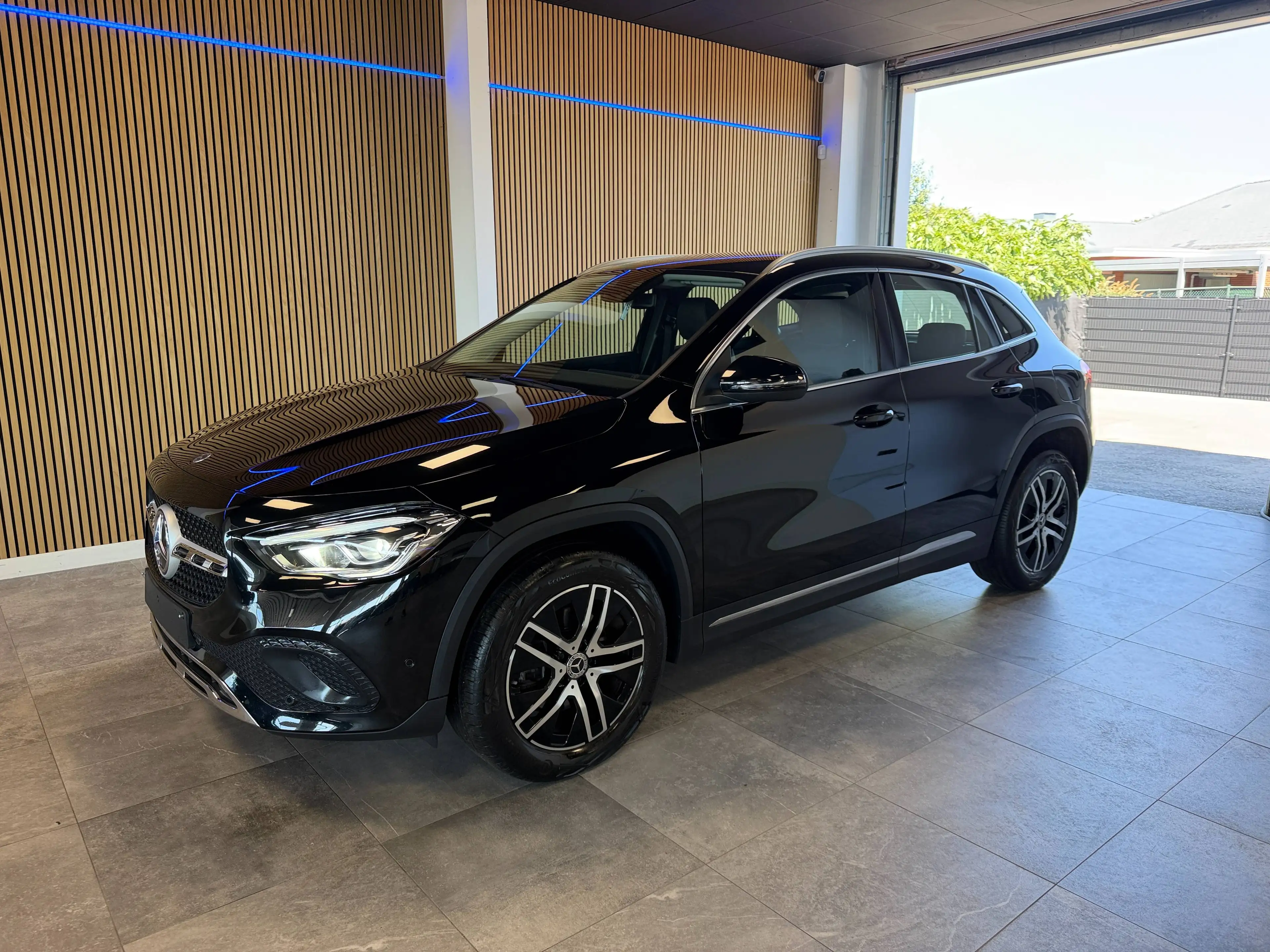 Mercedes-Benz GLA 200 GLA 200 Business Solution