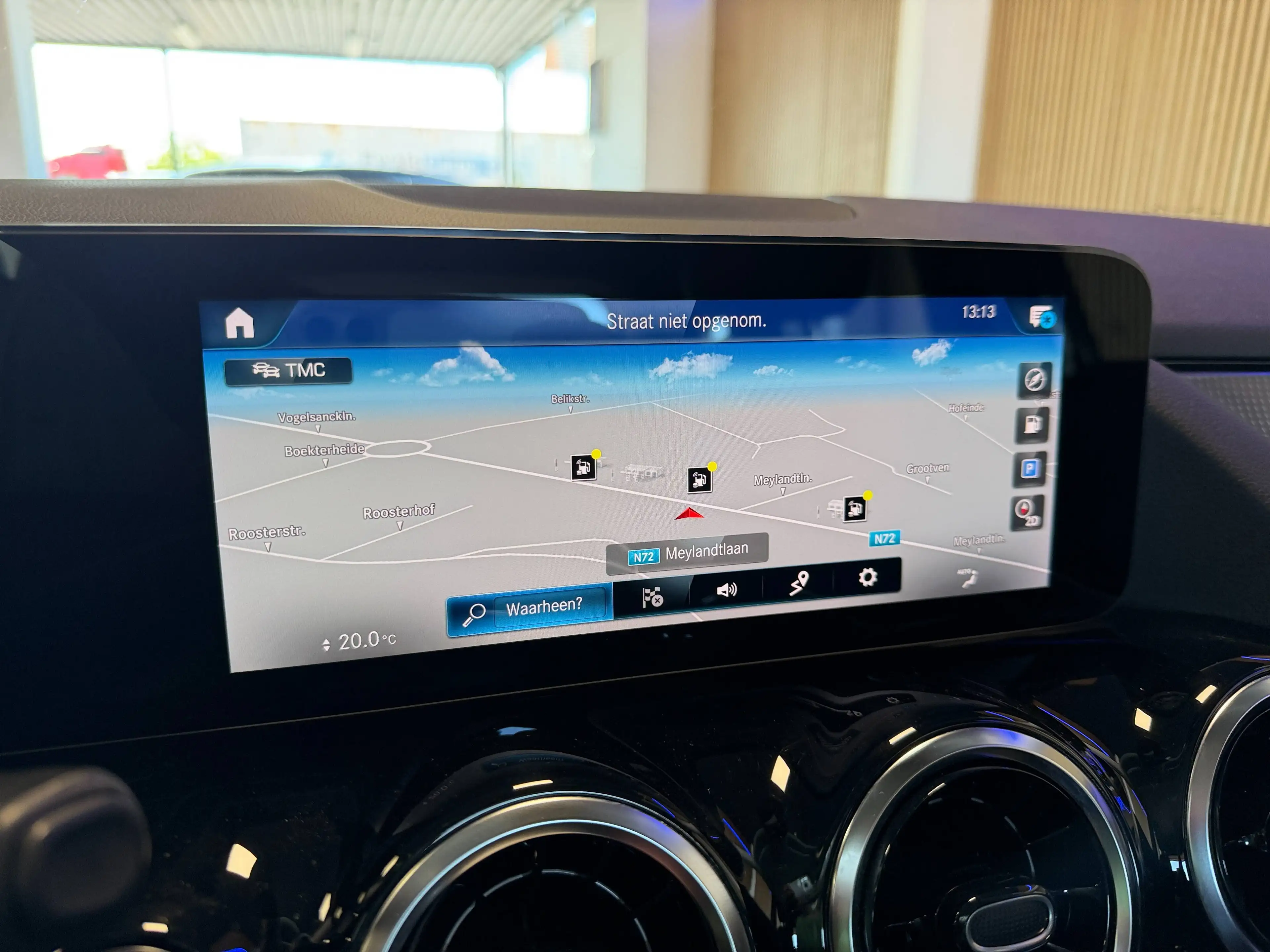 Mercedes-Benz GLA 200 GLA 200 Business Solution — photo 12
