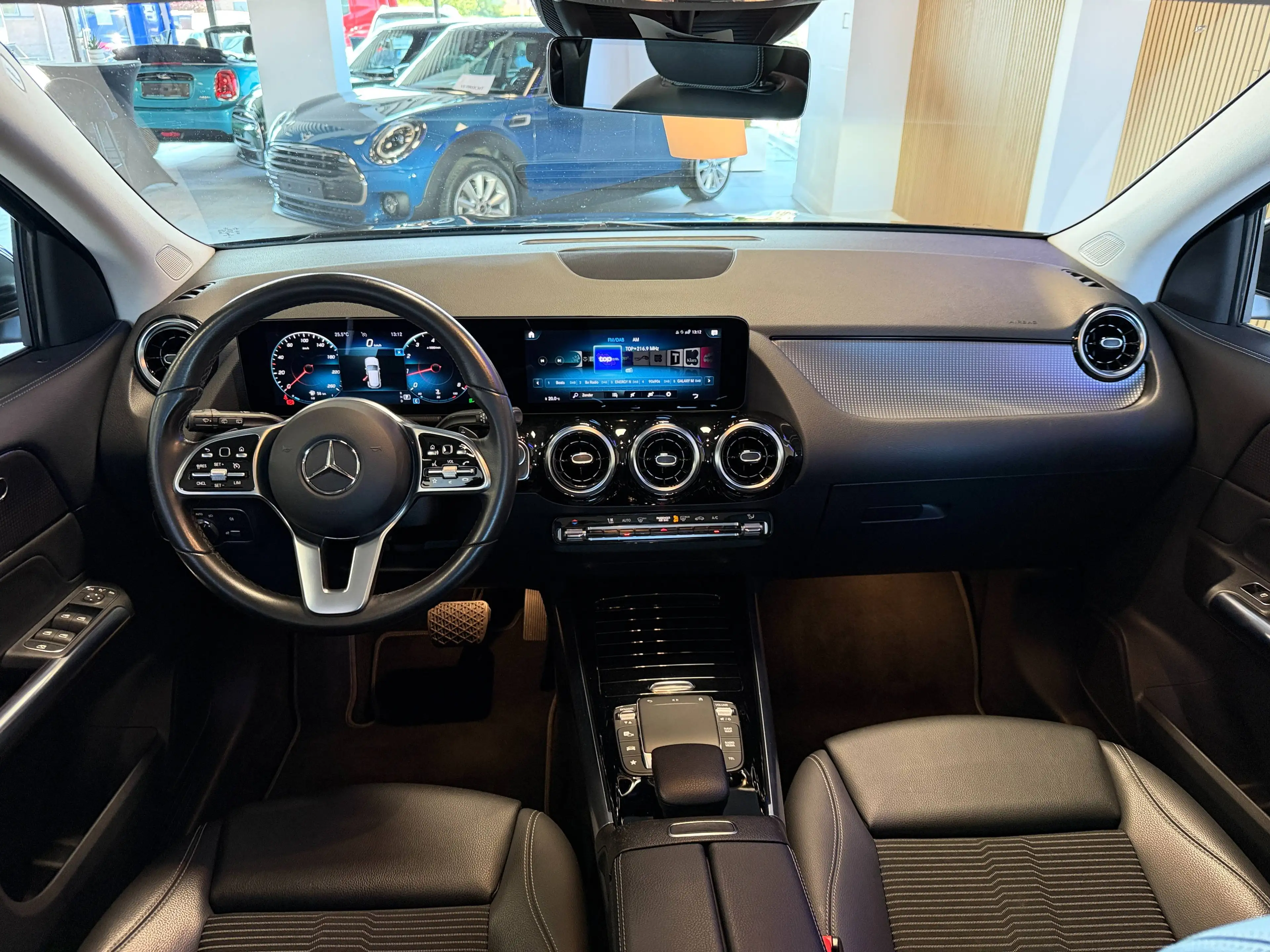 Mercedes-Benz GLA 200 GLA 200 Business Solution — photo 7