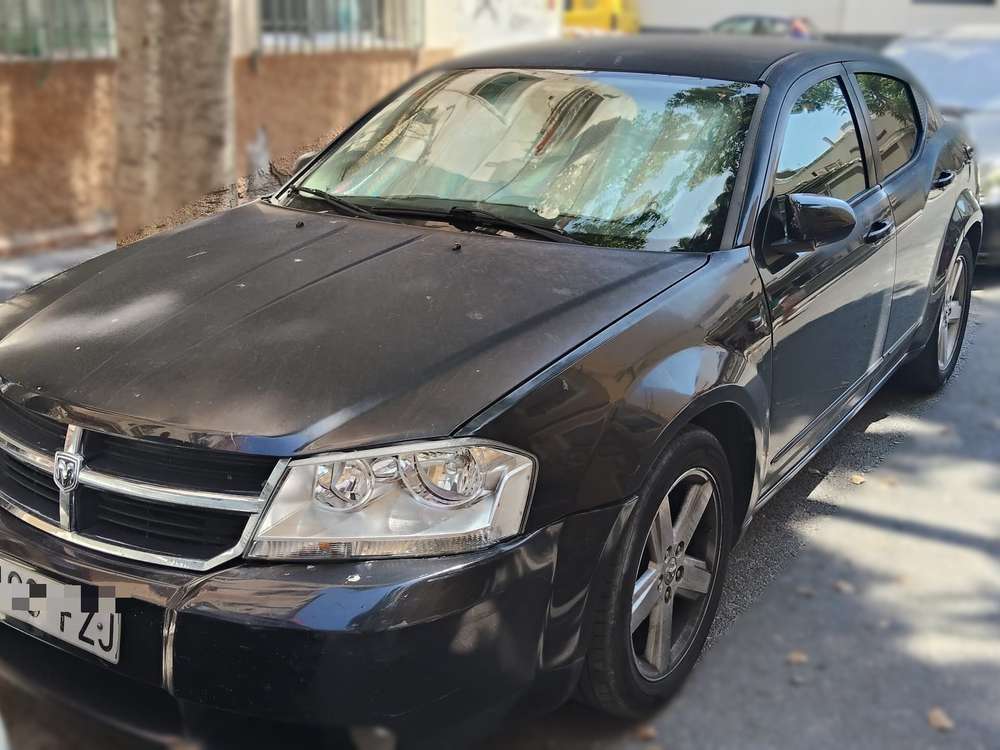 Dodge Avenger 2.0CRD SXT - foto 1