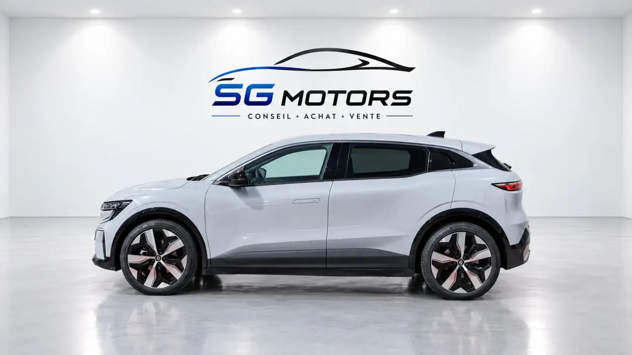 Renault Megane E-Tech — photo 6